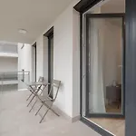 Lumiere Hideaway - Free Parking Apartamento
