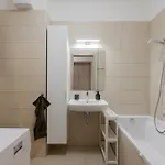 Lumiere Hideaway - Free Parking Apartamento