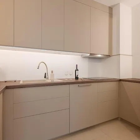 Lumiere Hideaway - Free Parking Διαμέρισμα *