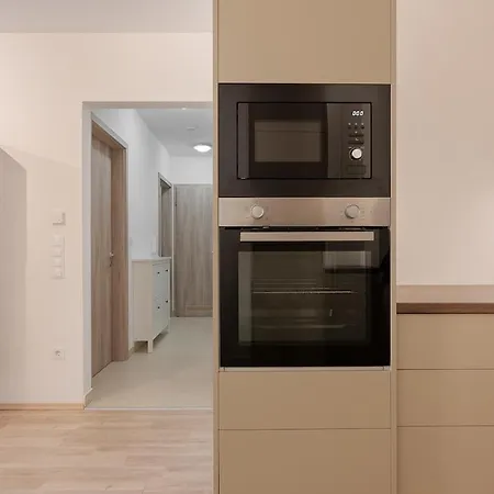 Lumiere Hideaway - Free Parking Apartment Budapest